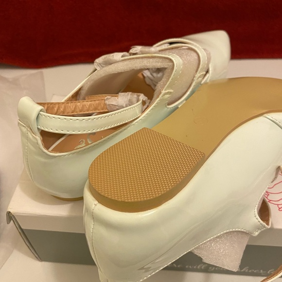 Journee essie flat collection - Picture 6 of 8